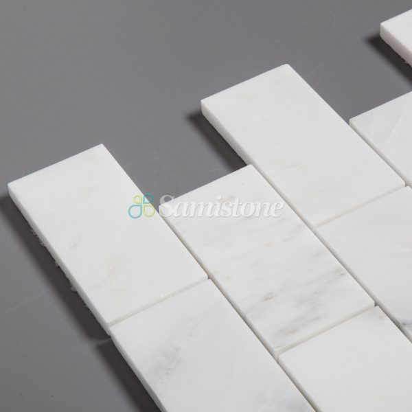 Samistone-Statuary-White-Marble-2x4-Brick-Mosaic
